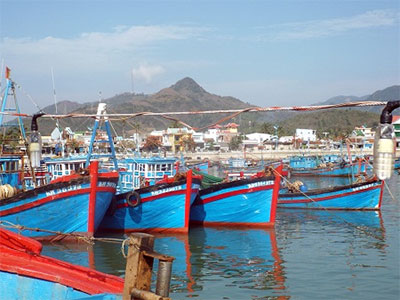 Fishermen receive additional support for offshore fishing